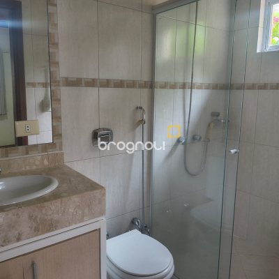 Sítio com 100m², 7 quartos (sendo 5 suítes), 2 garagens, no bairro Ratones em Florianópolis