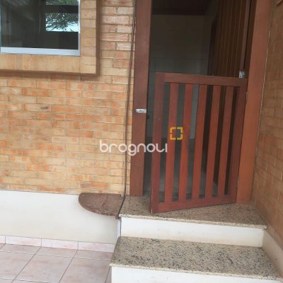Sítio com 100m², 7 quartos (sendo 5 suítes), 2 garagens, no bairro Ratones em Florianópolis