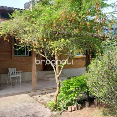 Sítio com 100m², 7 quartos (sendo 5 suítes), 2 garagens, no bairro Ratones em Florianópolis