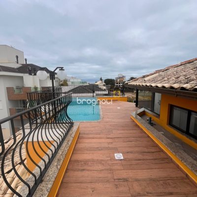 Cobertura com 189m², 3 quartos (sendo 1 suíte), 2 garagens, no bairro Cachoeira do Bom Jesus em Florianópolis