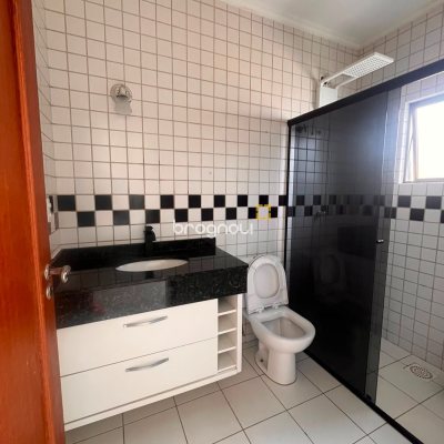 Cobertura com 189m², 3 quartos (sendo 1 suíte), 2 garagens, no bairro Cachoeira do Bom Jesus em Florianópolis