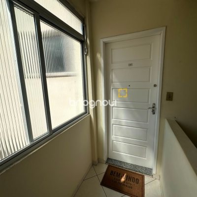 Apartamento com 57m², 3 quartos, 1 garagem, no bairro Nossa Senhora do Rosário em São José