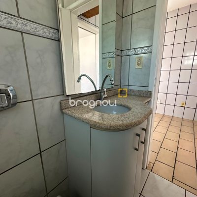 Apartamento com 57m², 3 quartos, 1 garagem, no bairro Nossa Senhora do Rosário em São José