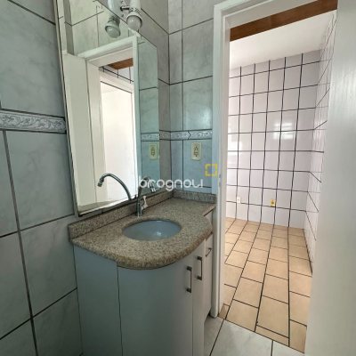 Apartamento com 57m², 3 quartos, 1 garagem, no bairro Nossa Senhora do Rosário em São José
