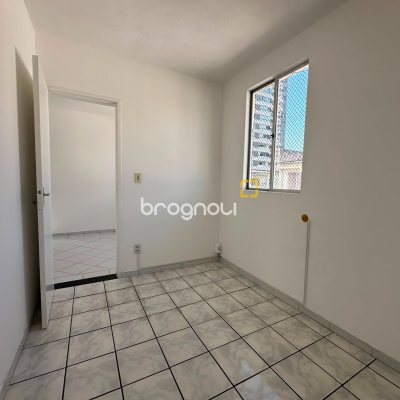 Apartamento com 57m², 3 quartos, 1 garagem, no bairro Nossa Senhora do Rosário em São José