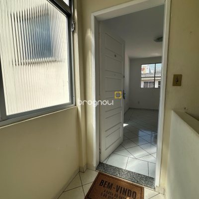 Apartamento com 57m², 3 quartos, 1 garagem, no bairro Nossa Senhora do Rosário em São José