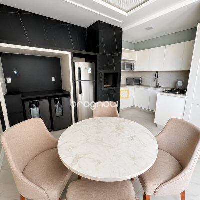 Apartamento com 78m², 2 quartos (sendo 1 suíte), 1 garagem, no bairro Nossa Senhora do Rosário em São José