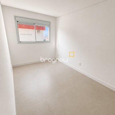 Apartamento com 78m², 2 quartos (sendo 1 suíte), 1 garagem, no bairro Nossa Senhora do Rosário em São José