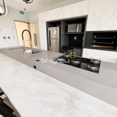 Apartamento com 78m², 2 quartos (sendo 1 suíte), 1 garagem, no bairro Nossa Senhora do Rosário em São José