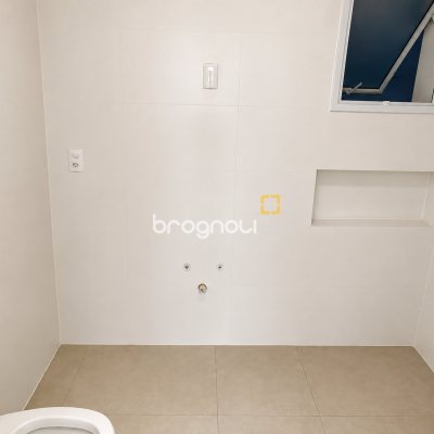 Apartamento com 78m², 2 quartos (sendo 1 suíte), 1 garagem, no bairro Nossa Senhora do Rosário em São José
