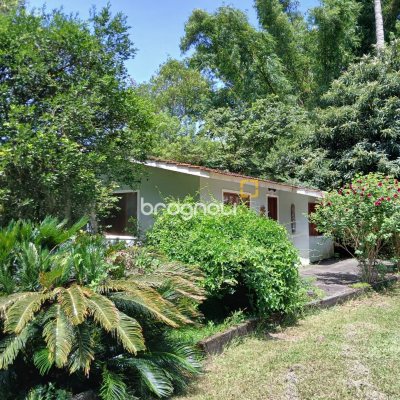 Sítio com 326m², 4 quartos (sendo 1 suíte), 2 garagens, no bairro Ratones em Florianópolis