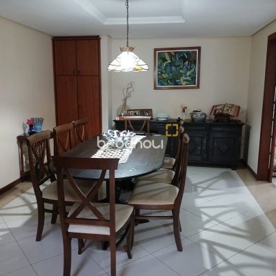 Sítio com 326m², 4 quartos (sendo 1 suíte), 2 garagens, no bairro Ratones em Florianópolis