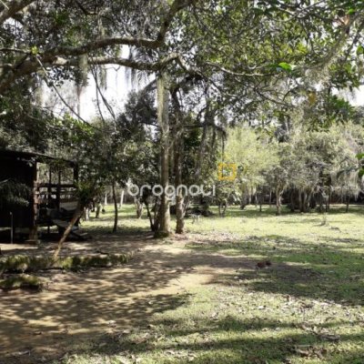 Sítio com 100m², 2 quartos (sendo 1 suíte), 2 garagens, no bairro Ratones em Florianópolis