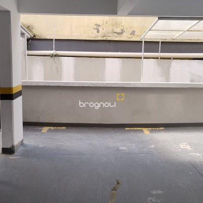 Apartamento com 81m², 3 quartos (sendo 1 suíte), 1 garagem, no bairro Barreiros em São José