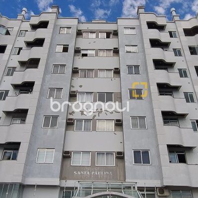 Apartamento com 81m², 3 quartos (sendo 1 suíte), 1 garagem, no bairro Barreiros em São José