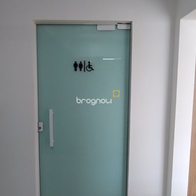 Apartamento com 81m², 3 quartos (sendo 1 suíte), 1 garagem, no bairro Barreiros em São José