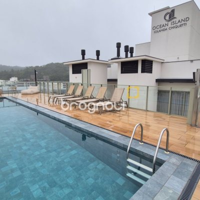 Apartamento com 74m², 2 quartos (sendo 2 suítes), 2 garagens, no bairro Jurerê em Florianópolis