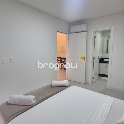 Apartamento com 74m², 2 quartos (sendo 2 suítes), 2 garagens, no bairro Jurerê em Florianópolis