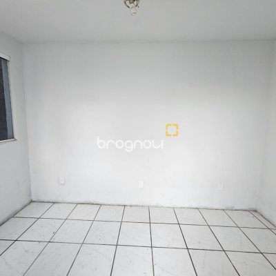 Casa com 400m², 4 quartos (sendo 2 suítes), 3 garagens, no bairro Jardim Janaína em Biguaçu