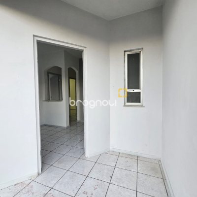 Casa com 400m², 4 quartos (sendo 2 suítes), 3 garagens, no bairro Jardim Janaína em Biguaçu