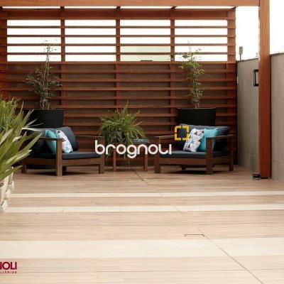 Apartamento com 73m², 2 quartos (sendo 1 suíte), 1 garagem, no bairro Bom Abrigo em Florianópolis