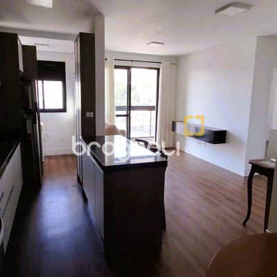 Apartamento com 73m², 2 quartos (sendo 1 suíte), 1 garagem, no bairro Bom Abrigo em Florianópolis