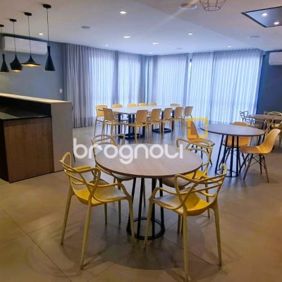 Apartamento com 73m², 2 quartos (sendo 1 suíte), 1 garagem, no bairro Bom Abrigo em Florianópolis
