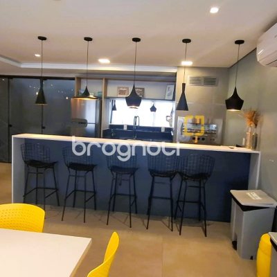 Apartamento com 73m², 2 quartos (sendo 1 suíte), 1 garagem, no bairro Bom Abrigo em Florianópolis