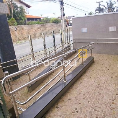 Apartamento com 73m², 2 quartos (sendo 1 suíte), 1 garagem, no bairro Bom Abrigo em Florianópolis