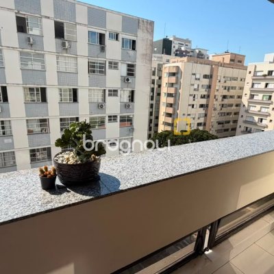 Apartamento com 170m², 3 quartos (sendo 1 suíte), 2 garagens, no bairro Centro em Florianópolis