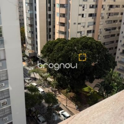 Apartamento com 170m², 3 quartos (sendo 1 suíte), 2 garagens, no bairro Centro em Florianópolis