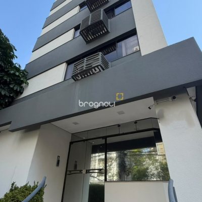 Apartamento com 170m², 3 quartos (sendo 1 suíte), 2 garagens, no bairro Centro em Florianópolis