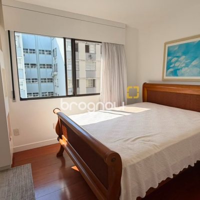 Apartamento com 170m², 3 quartos (sendo 1 suíte), 2 garagens, no bairro Centro em Florianópolis