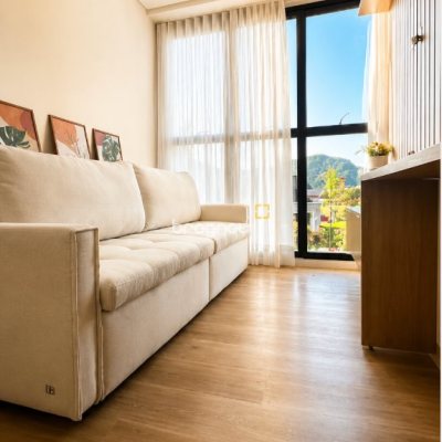 Apartamento com 51m², 2 quartos, 1 garagem, no bairro Ingleses em Florianópolis
