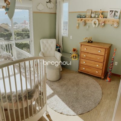 Casa com 155m², 3 quartos (sendo 1 suíte), 2 garagens, no bairro Rio Tavares em Florianópolis