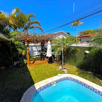 Casa com 170m², 3 quartos (sendo 2 suítes), 3 garagens, no bairro Rio Tavares em Florianópolis