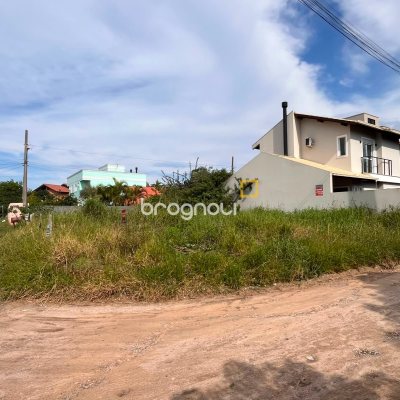 Terreno com 269m², no bairro Rio Tavares em Florianópolis
