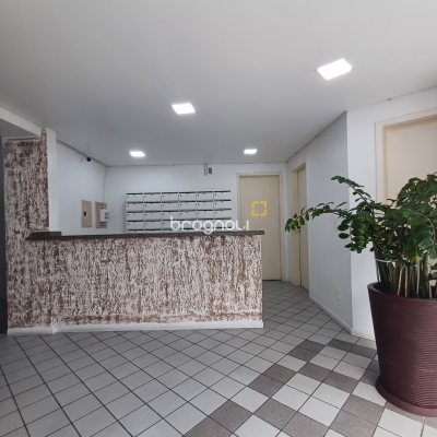 Apartamento com 42m², 1 quarto, 1 garagem, no bairro Canasvieiras em Florianópolis