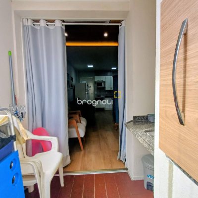 Apartamento com 42m², 1 quarto, 1 garagem, no bairro Canasvieiras em Florianópolis