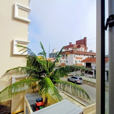 Apartamento com 42m², 1 quarto, 1 garagem, no bairro Canasvieiras em Florianópolis