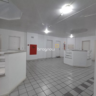 Apartamento com 42m², 1 quarto, 1 garagem, no bairro Canasvieiras em Florianópolis