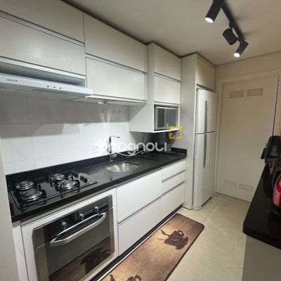 Apartamento com 79m², 2 quartos (sendo 1 suíte), 1 garagem, no bairro Palmas em Governador Celso Ramos
