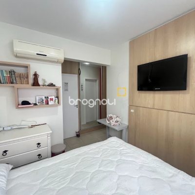 Apartamento com 79m², 2 quartos (sendo 1 suíte), 1 garagem, no bairro Palmas em Governador Celso Ramos