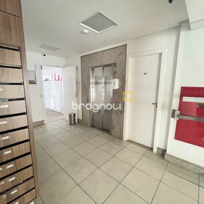 Apartamento com 79m², 2 quartos (sendo 1 suíte), 1 garagem, no bairro Palmas em Governador Celso Ramos