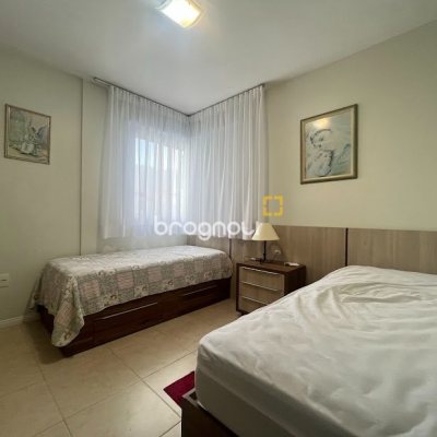 Apartamento com 79m², 2 quartos (sendo 1 suíte), 1 garagem, no bairro Palmas em Governador Celso Ramos