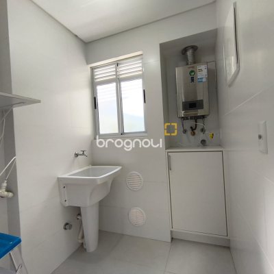 Apartamento com 71m², 2 quartos (sendo 1 suíte), 1 garagem, no bairro Saco Grande em Florianópolis