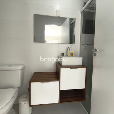 Apartamento com 71m², 2 quartos (sendo 1 suíte), 1 garagem, no bairro Saco Grande em Florianópolis