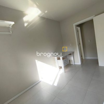 Apartamento com 71m², 2 quartos (sendo 1 suíte), 1 garagem, no bairro Saco Grande em Florianópolis