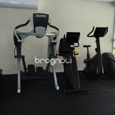 Apartamento com 71m², 2 quartos (sendo 1 suíte), 1 garagem, no bairro Saco Grande em Florianópolis