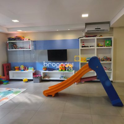 Apartamento com 71m², 2 quartos (sendo 1 suíte), 1 garagem, no bairro Saco Grande em Florianópolis